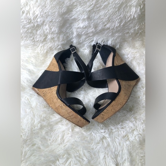 Black and Tan Wedge Sandals size 9 NWOT - Picture 10 of 14